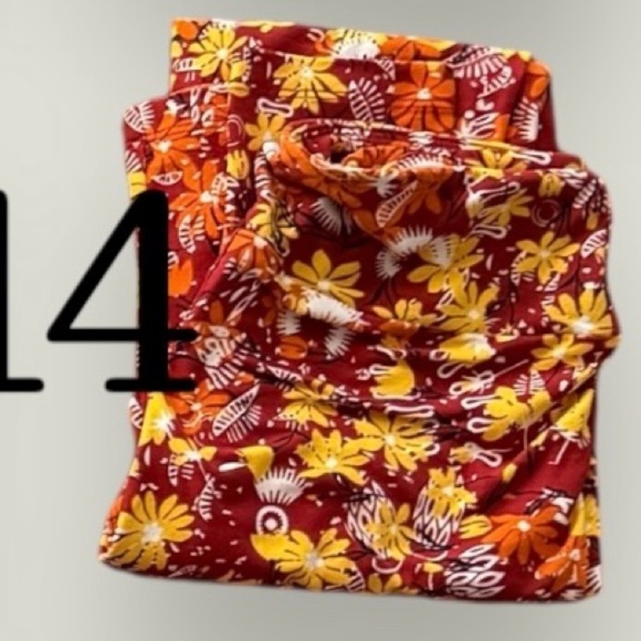 2for$15 3for$20 NEW LuLaRoe One Size Leggings - Red with yellow & orange flowers - Picture 2 of 3